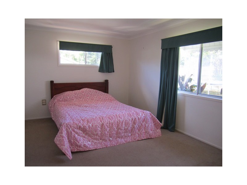 10 Tree Street, Pomona QLD 4568