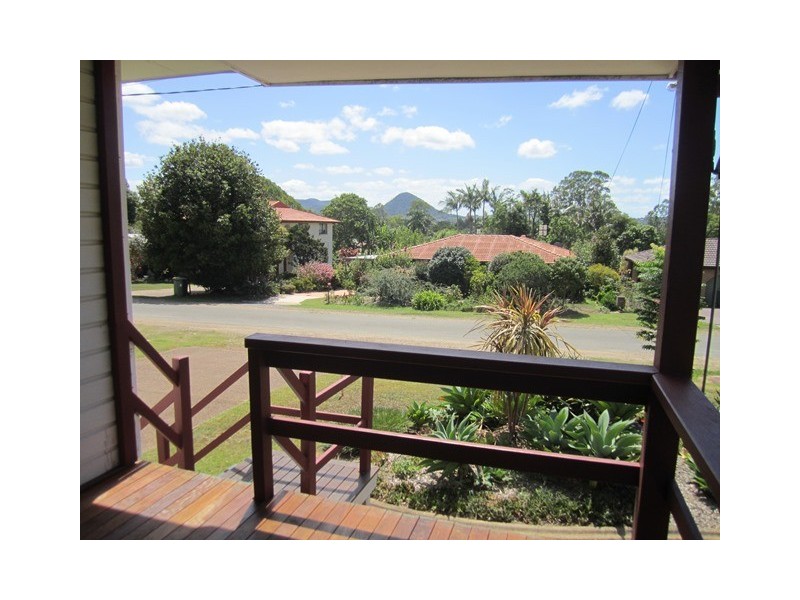 10 Tree Street, Pomona QLD 4568