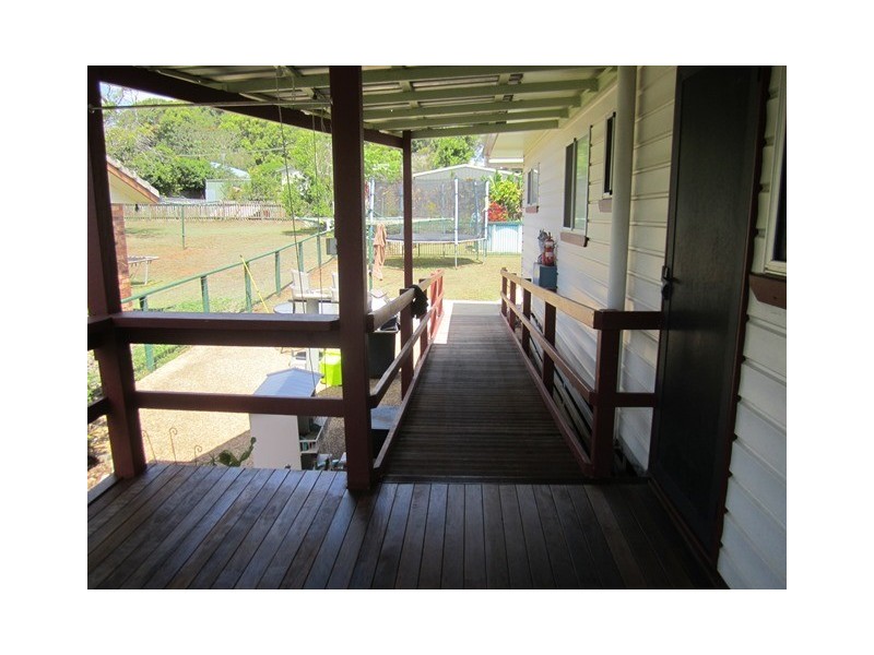 10 Tree Street, Pomona QLD 4568