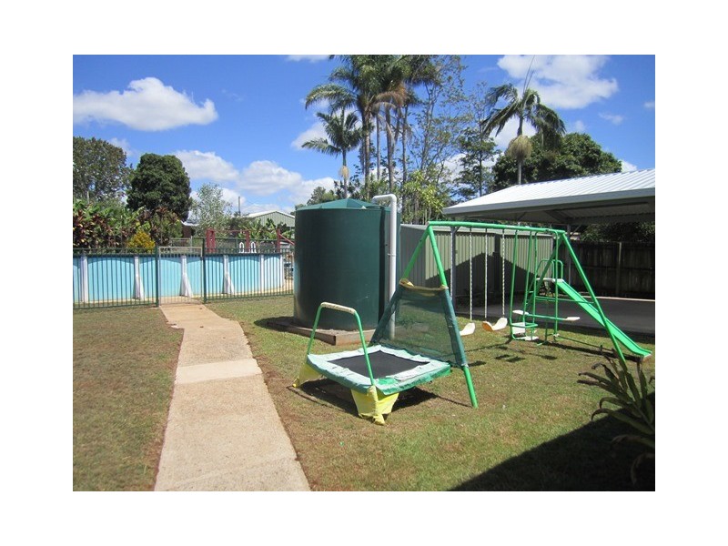 10 Tree Street, Pomona QLD 4568