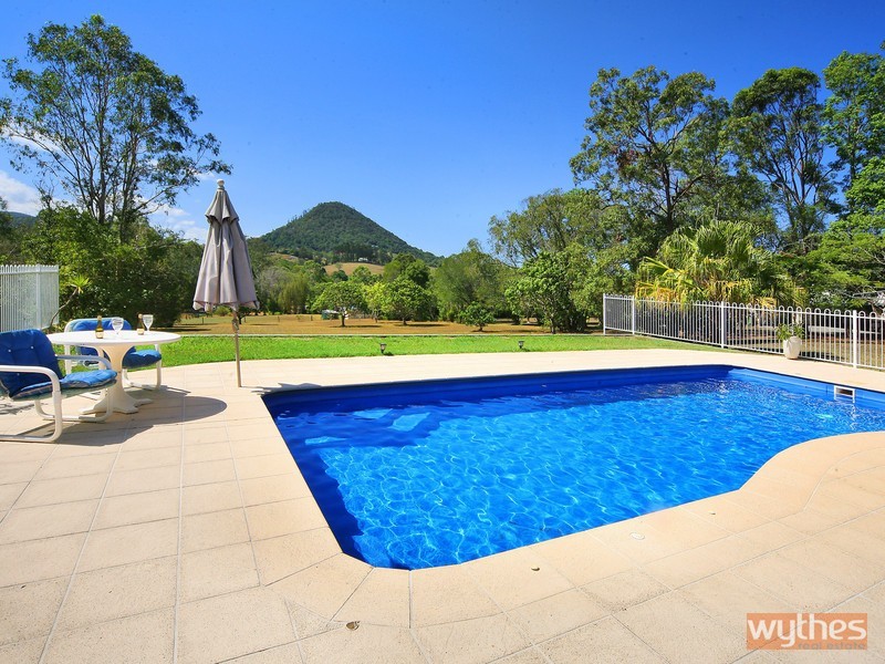 13 Mountain View Road, Pinbarren QLD 4568