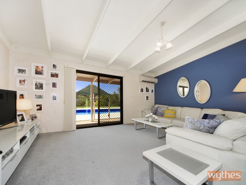 13 Mountain View Road, Pinbarren QLD 4568