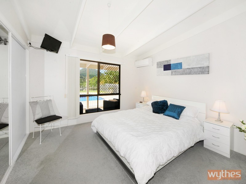 13 Mountain View Road, Pinbarren QLD 4568