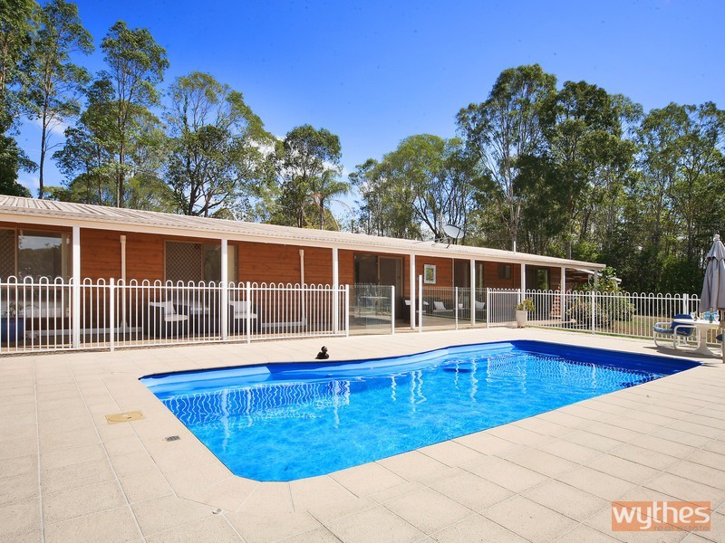 13 Mountain View Road, Pinbarren QLD 4568