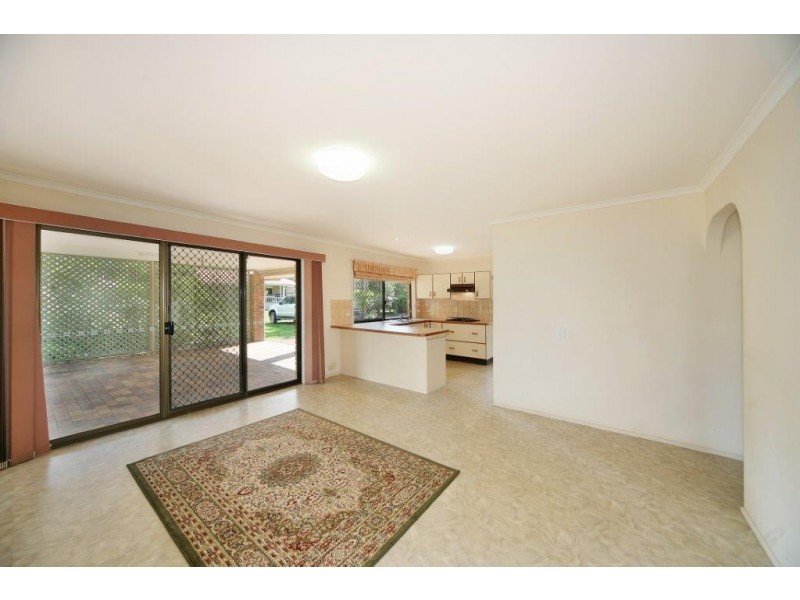 4 Bangalow Court, Cooroy QLD 4563