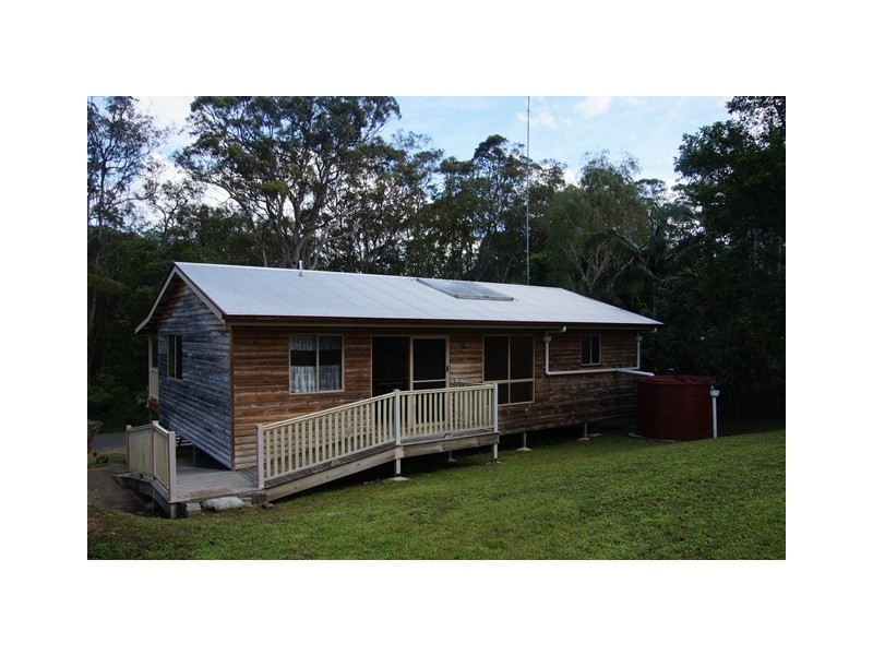 8 Mary Street, Cooran QLD 4569