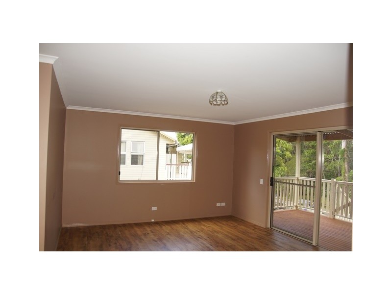 8 Mary Street, Cooran QLD 4569