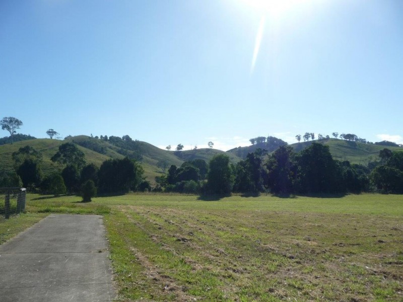 21 Overton Way, Kin Kin QLD 4571