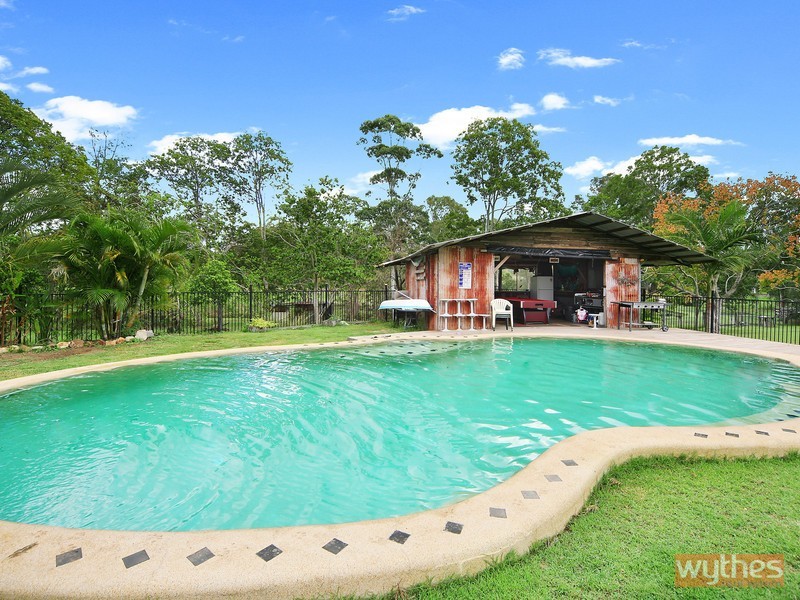 628 Traveston Road, Traveston QLD 4570