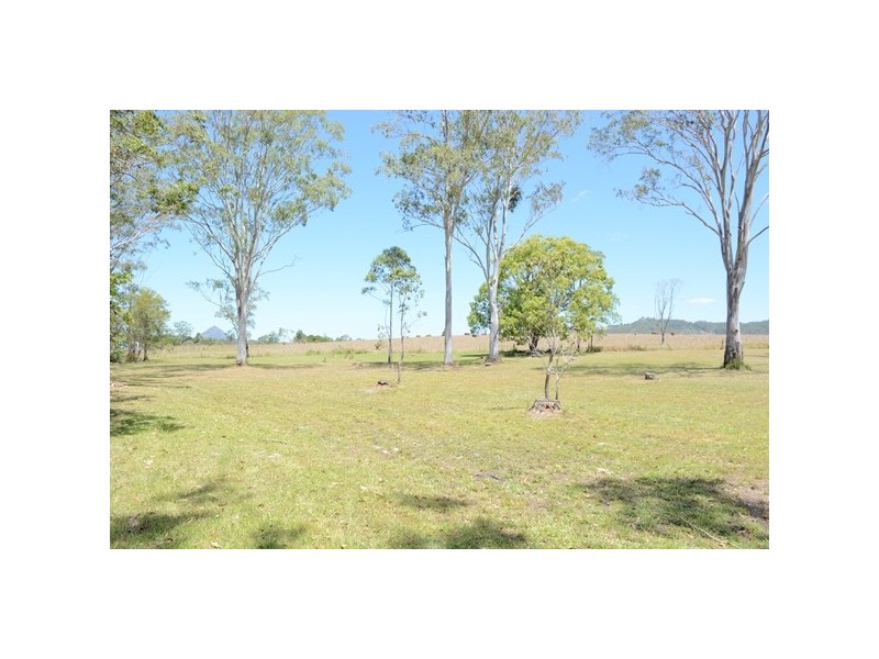 628 Traveston Road, Traveston QLD 4570