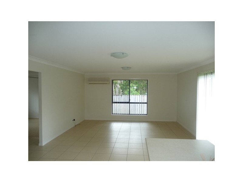 7 Prospect Place, Cooroy QLD 4563