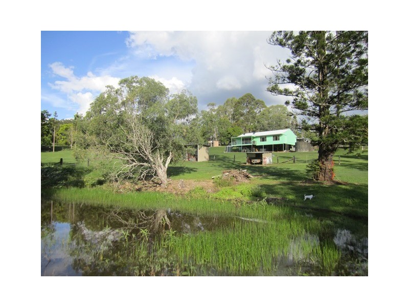 37 Mountain View Road, Pinbarren QLD 4568