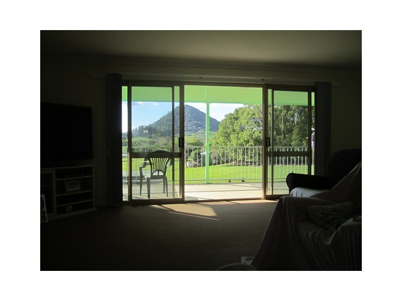 37 Mountain View Road, Pinbarren QLD 4568