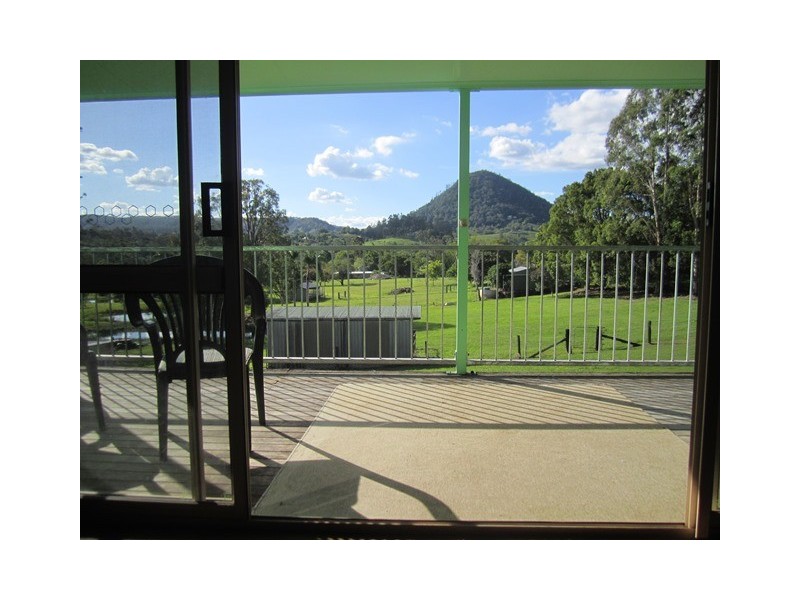 37 Mountain View Road, Pinbarren QLD 4568