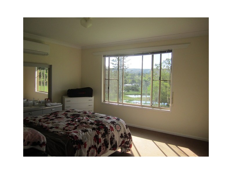 37 Mountain View Road, Pinbarren QLD 4568