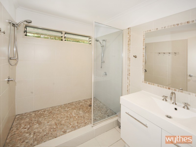 40 Summit Road, Pomona QLD 4568