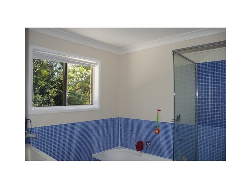 415 Lake Macdonald Drive, Lake Macdonald QLD 4563