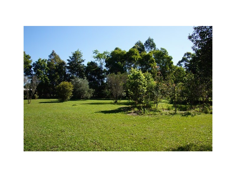415 Lake Macdonald Drive, Lake Macdonald QLD 4563