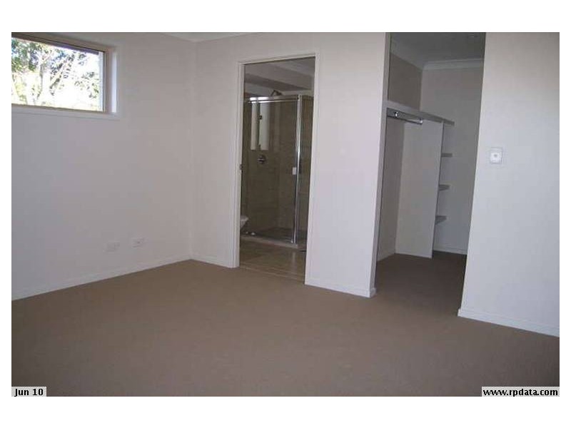 12 Prospect Place, Cooroy QLD 4563