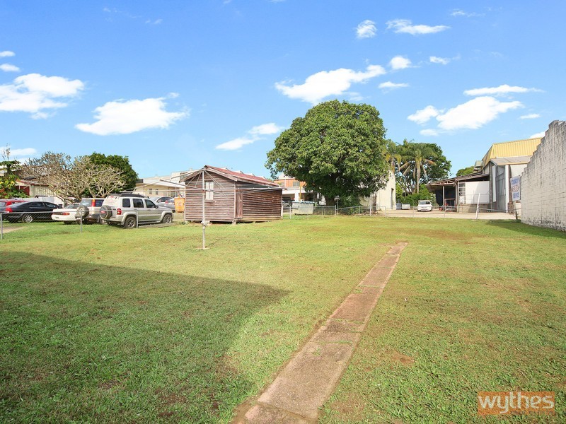 2 Emerald Street, Cooroy QLD 4563