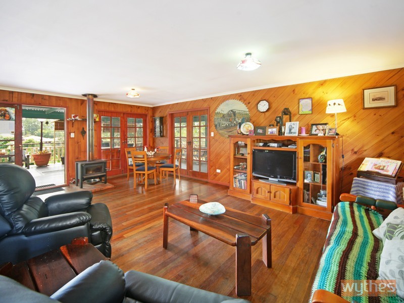27 Swift Drive, Cooroy QLD 4563
