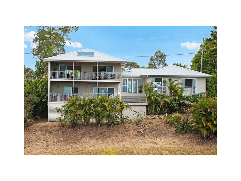 4a Pine Tree Drive West, Lake Macdonald QLD 4563