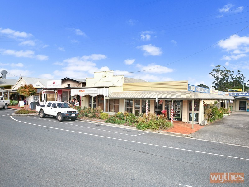 12 Maple Street, Cooroy QLD 4563