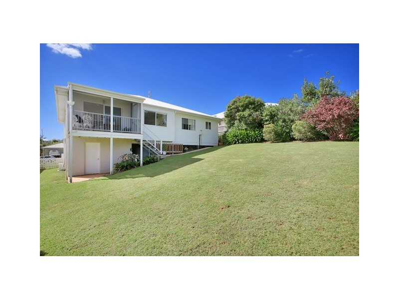 6 Kensington Drive, Cooroy QLD 4563