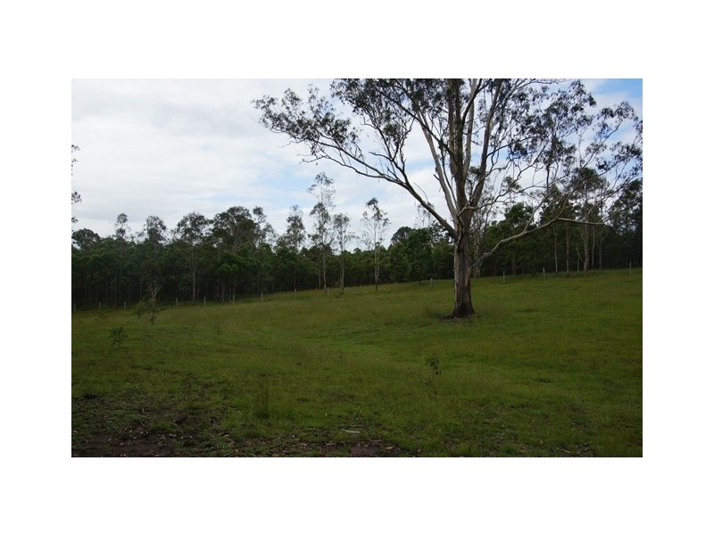 63 Thomason Road, Traveston QLD 4570