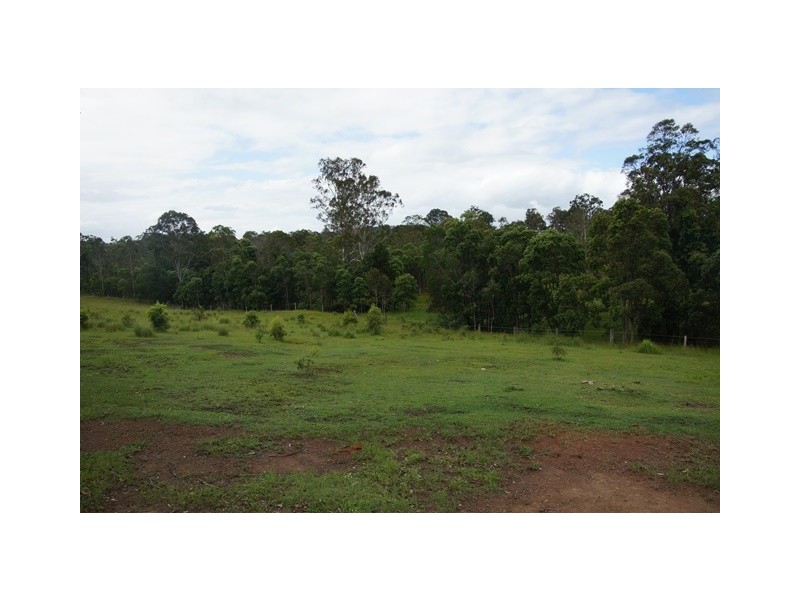 63 Thomason Road, Traveston QLD 4570