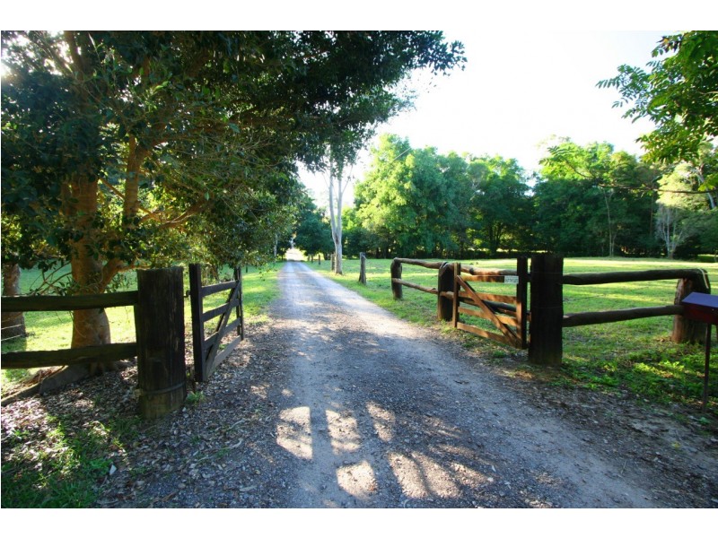 122 Lawnville Road, Black Mountain QLD 4563