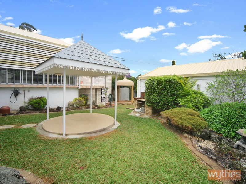 6 Wattle Street, Cooroy QLD 4563