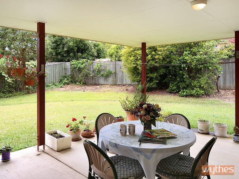 11 Ashgrove Drive, Cooroy QLD 4563