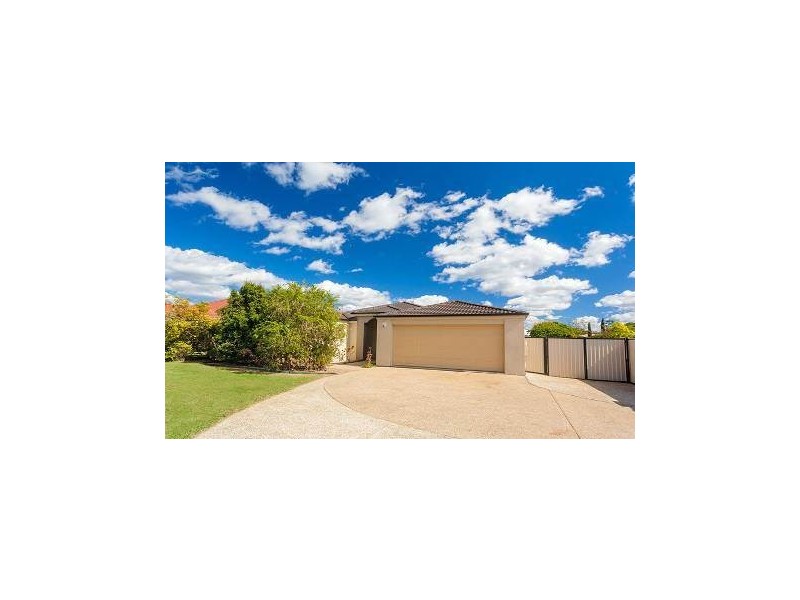 55 Oak Street, Cooroy QLD 4563