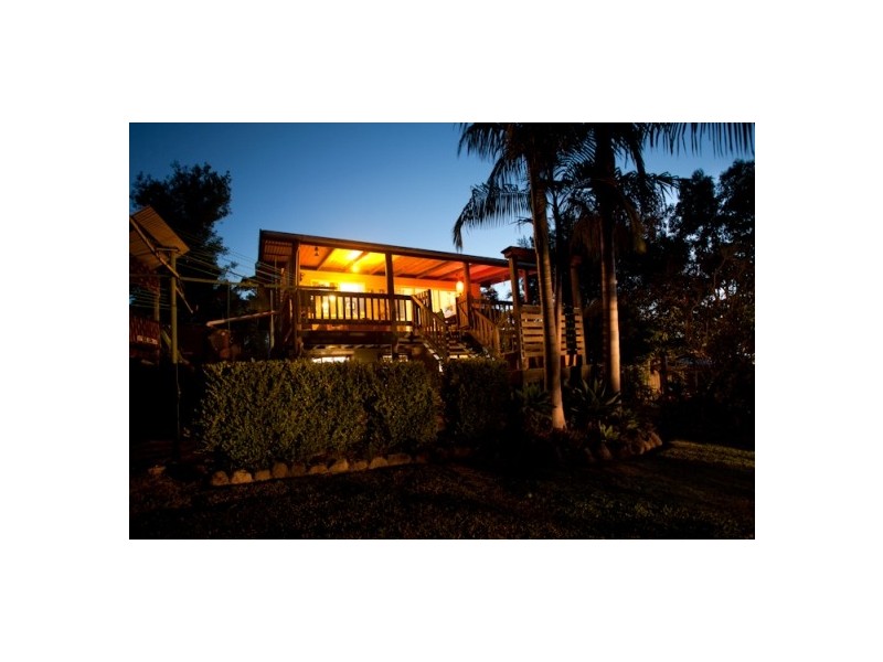 11 Tanderra Drive, Cooran QLD 4569