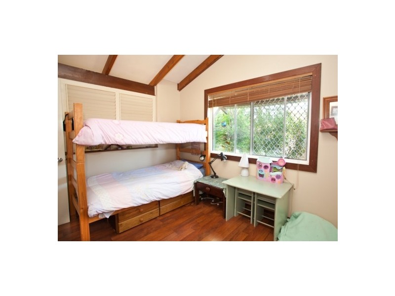 11 Tanderra Drive, Cooran QLD 4569