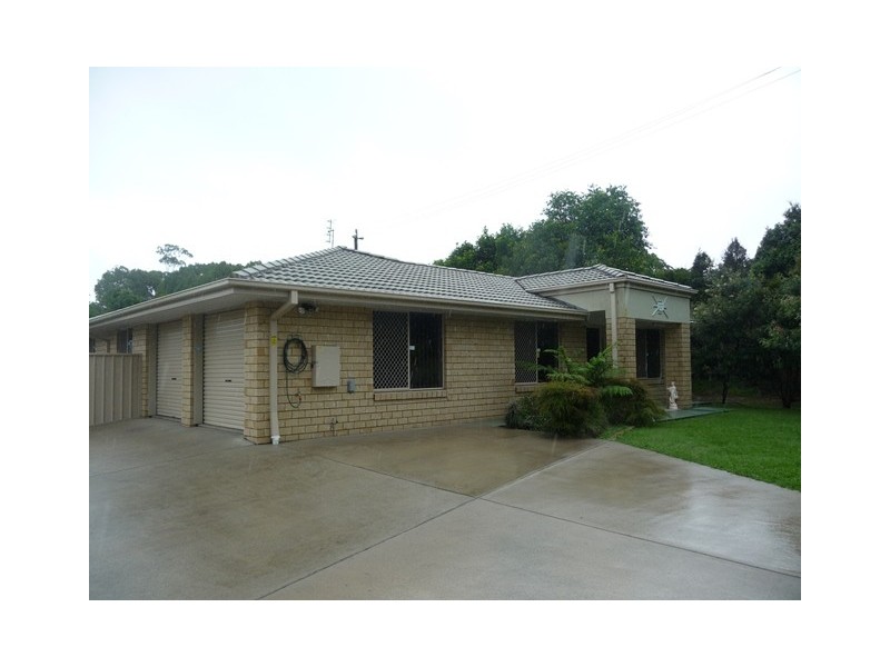 27 Oak Street, Cooroy QLD 4563