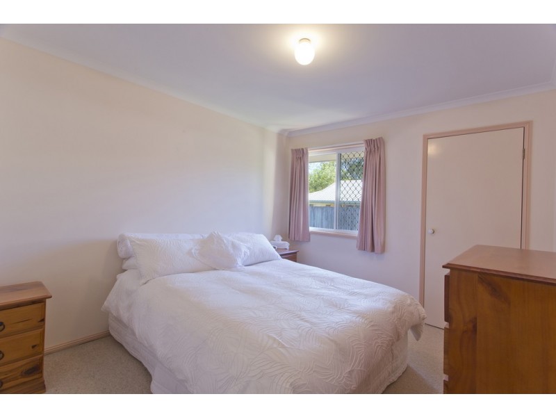 6 MERIDAN COURT, Pomona QLD 4568