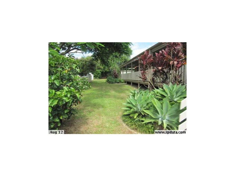 36 Pavilion Street, Pomona QLD 4568