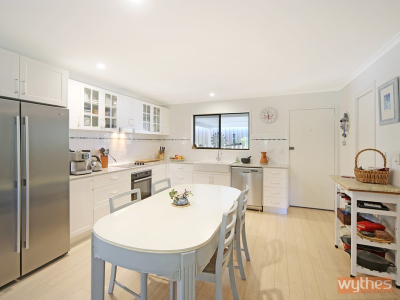 18 Lake MacDonald Drive, Cooroy QLD 4563