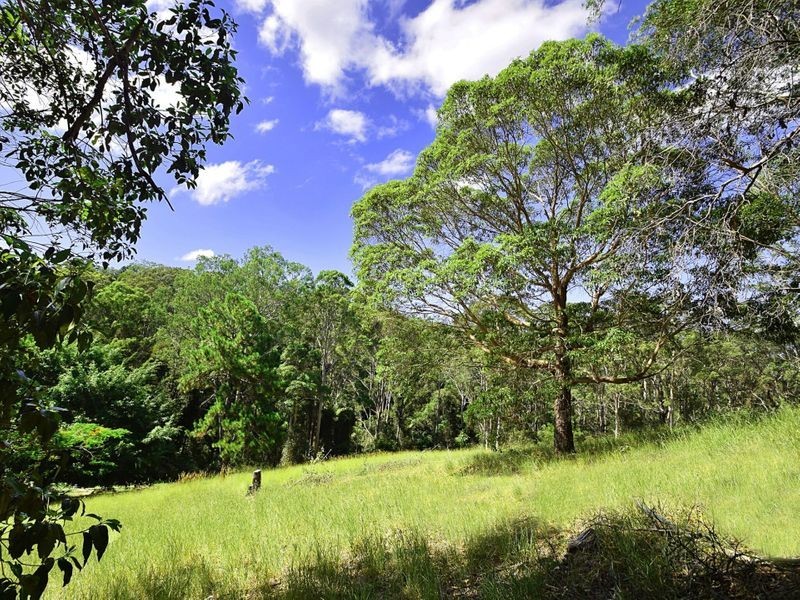 15 Smiths Road, Tinbeerwah QLD 4563