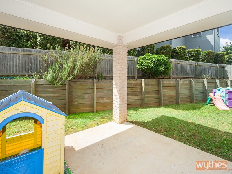 14 Kensington Drive, Cooroy QLD 4563