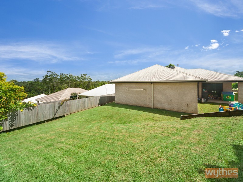 14 Kensington Drive, Cooroy QLD 4563