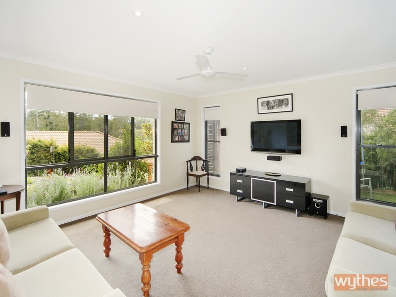 6 Dianella Court, Cooroy QLD 4563