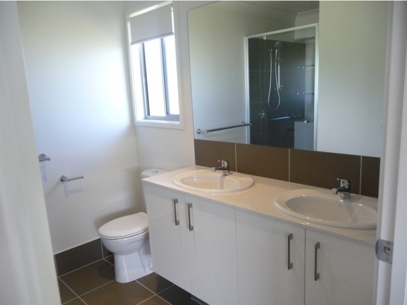 1 Cordwood Drive, Cooroy QLD 4563