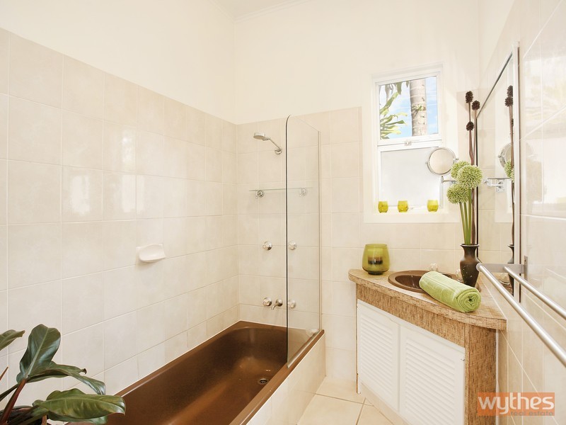 30 Pavilion Street, Pomona QLD 4568