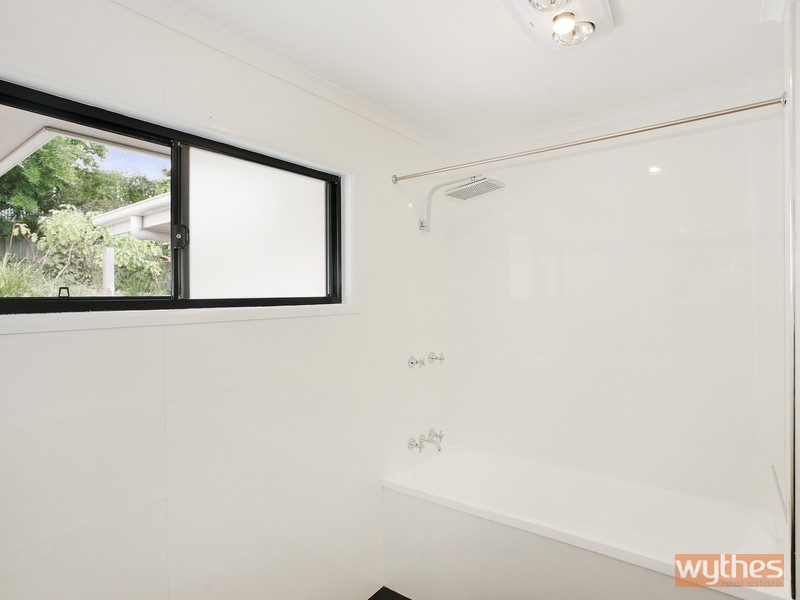 16 Jacaranda Place, Tewantin QLD 4565