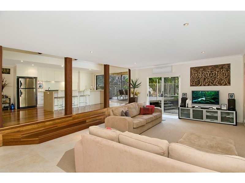 172 Wust Road, Cooroy QLD 4563