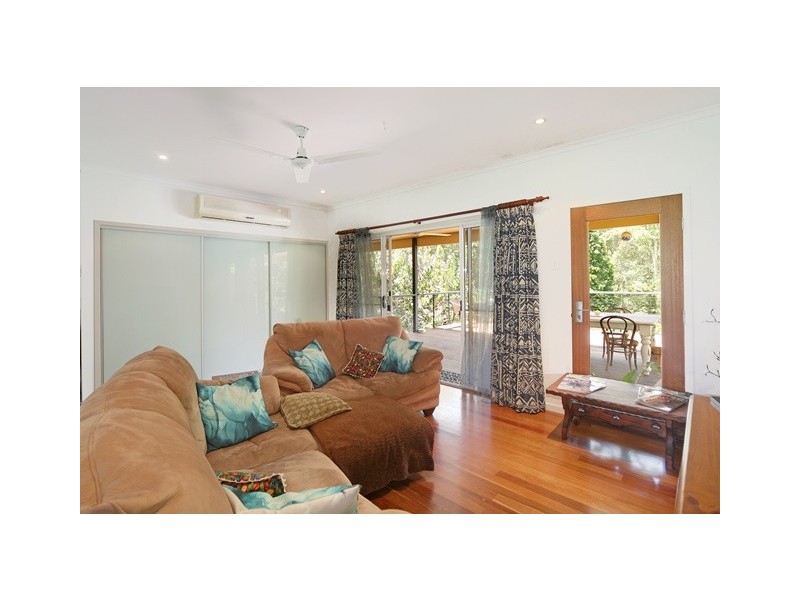 6 Highfield Rise, Pomona QLD 4568