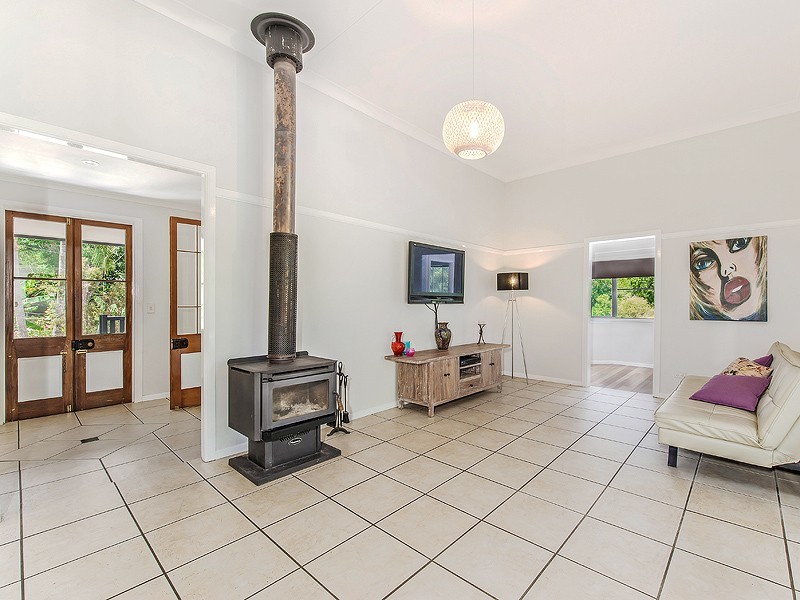 11 Lenske Lane, Cooran QLD 4569